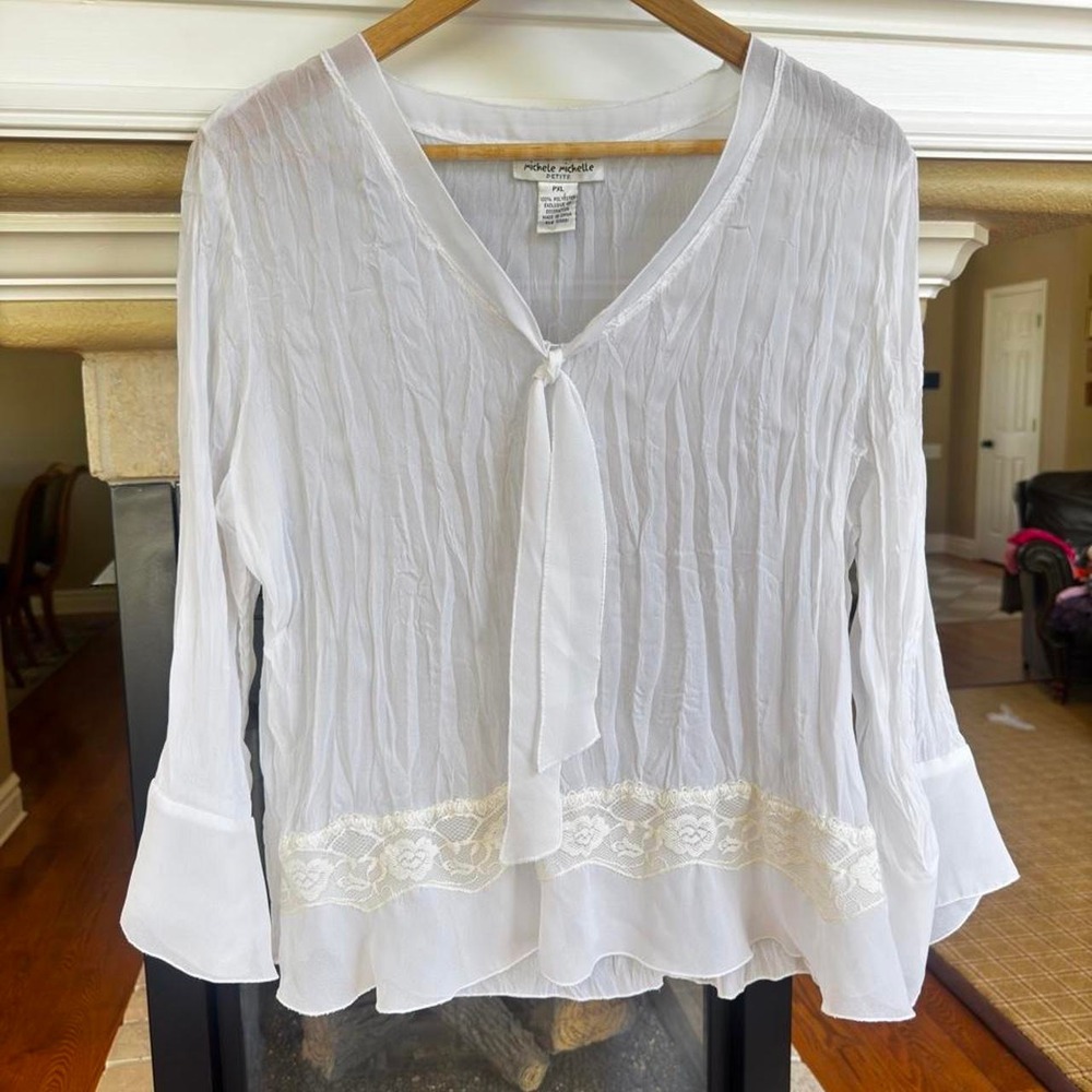 Michele Michelle white sheer y2k blouse v neck crinkle flutter sleeve